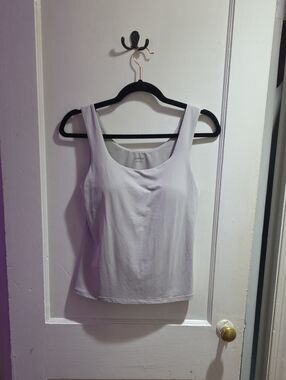 UNIQLO Light Grey AIRism Tank Built In Bra Size Small 33-35